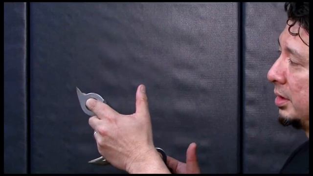 Karambit Blade Work With Doug Marcaida смотреть онлайн