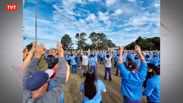 Justiça pede anulação de demissão em massa na Renault de São José dos Pinhais смотреть онлайн
