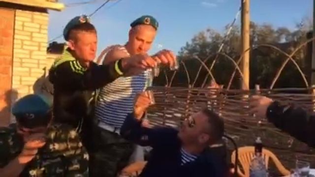 Девчонки клево поют, смотреть онлайн
