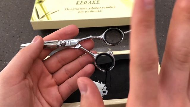 Парикмахерские ножницы Kedake 6750 - для точных стрижек смотреть онлайн
