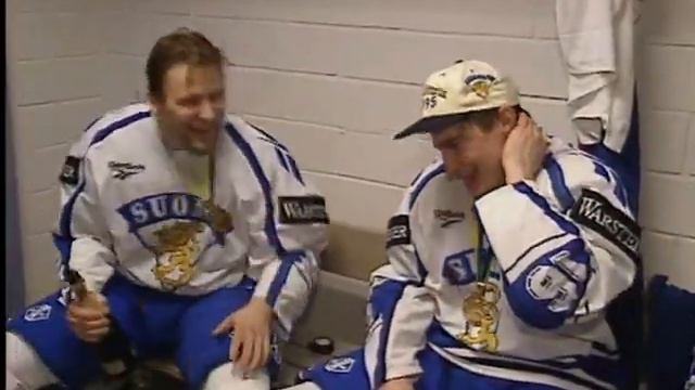 Finlands Hockey Gold Medal Celebration WC 1995 смотреть онлайн