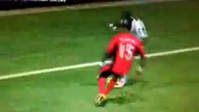 fifa 11. player gets killed смотреть онлайн