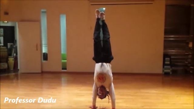 Movimentos de Capoeira Athens смотреть онлайн