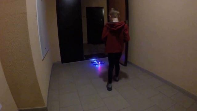 Учимся управлять квадрокоптером//Learning To Manage Quadrocopters