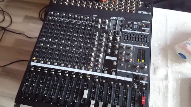 YAMAHA EMX5000 with Electro-Voice ZX5 part 2 смотреть онлайн