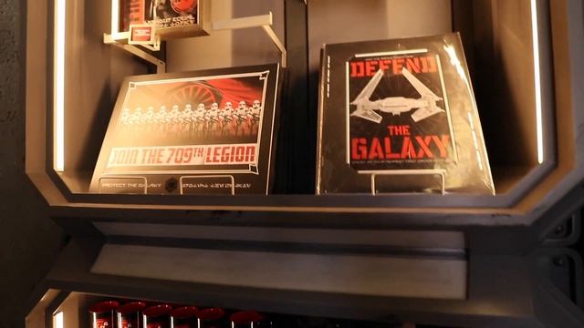 Star Wars Galaxies Edge Amazing Walkthrough Disneyland - Paul Green Vlogs 194 смотреть онлайн