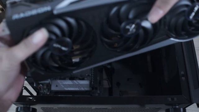 RAKIT PC Mini ITX 30 Jutaan NO RGB !!! feat Ryzen 5 5600x + AMD Rx 6800 + Lian li Tu 150 смотреть онлайн
