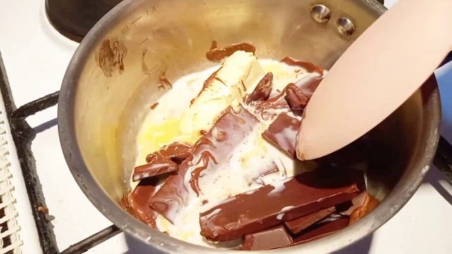 Готовим панкейки с шоколадной начинкой. смотреть онлайн