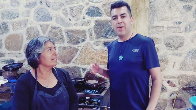 "¡Atrévete a Verme Devorar el Exótico Banquete de Gusanos y Hormigas! 🐛🐜 ¿Te atreverías a probarlo? смотреть онлайн