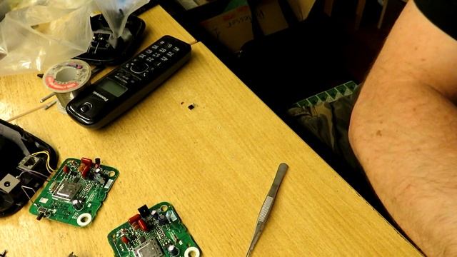Ремонт радиотелефона Panasonic KX-TG1611RU после грозы - нет звука смотреть онлайн