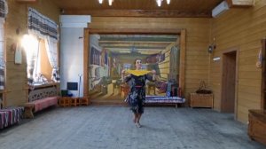 Движения русского танца: "подбивка"