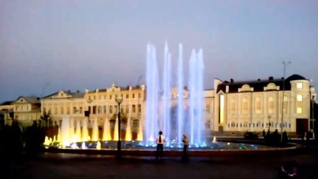Поющий фонтан в Астрахани на Набережной смотреть онлайн