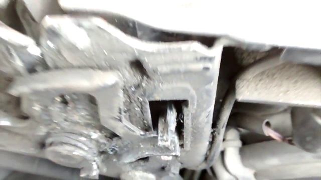VW Passat bonnet latch смотреть онлайн