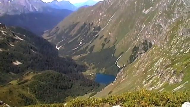 Волшебная природа Западного Кавказа. Путешествие на озеро Кардывач в августе 2011 года. смотреть онлайн