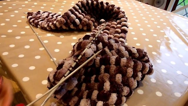 Pom Pom wool knitting tutorial.MTS смотреть онлайн