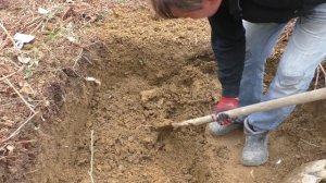 Как выкопать яму. Армейский способ. Копаю 10 часов.