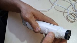 Фен-щетка Philips Essential то работает, то нет.