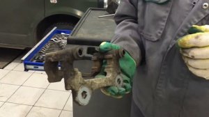 Замена колодок на LEXUS ES