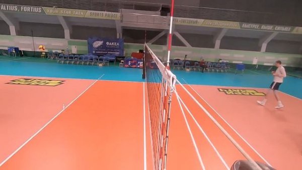 Волейбольный челлендж игроков ФАКЕЛА