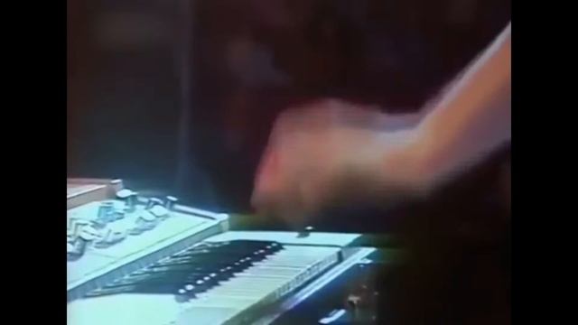 Не находите сходство музыки Zivert и Bolland & Bolland смотреть онлайн