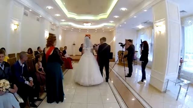 Регистрация брака в отделе ЗАГСа города Урай. 6 июня 2014 года. смотреть онлайн