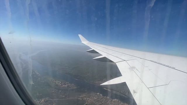 | First time flying EGYPTAIR | Stunning views of RIVER NILE | Dusty approach into CAI from LUX смотреть онлайн
