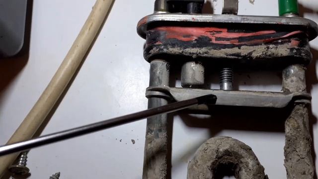 ЗАМЕНА ТЭНА НА СТИРАЛЬНОЙ МАШИНЕ "INDESIT WISL 82" смотреть онлайн