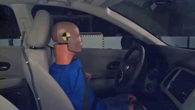 2017 Honda HR V side crash test смотреть онлайн