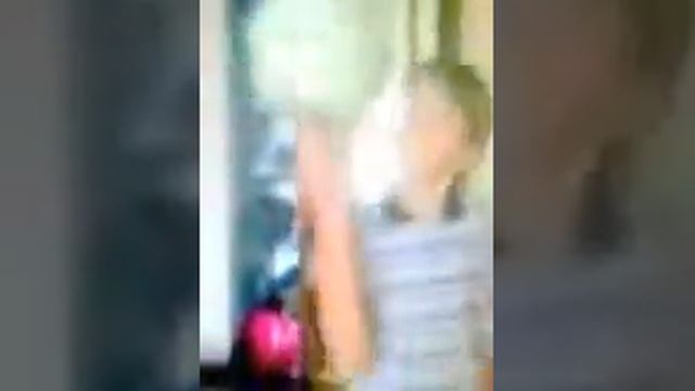 как научиться крутить мячик на пальце смотреть онлайн