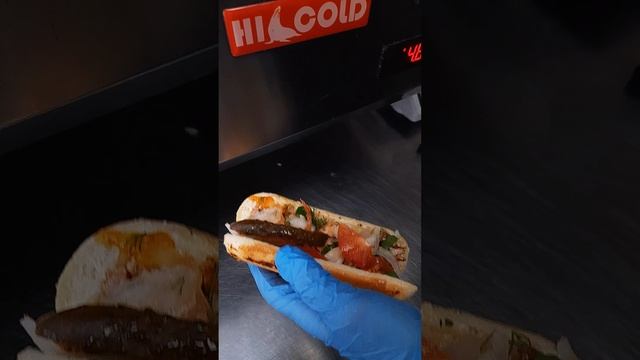 Шаверма на булочке