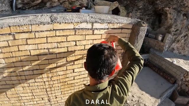 "Amir and Family Transform Their Cave-Like Space with Concrete Walls and Stunning Designs!" смотреть онлайн