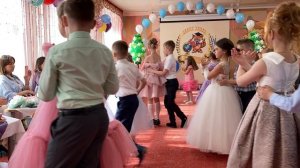 Танец хореография Мой ласковый и нежный зверь Группа №8 Знайки