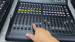 Mixer Midas M32r Live Hàng Siêu Lướt Đẹp Như Mới. Giá Cực Êm || Khánh NB 0981 309 379