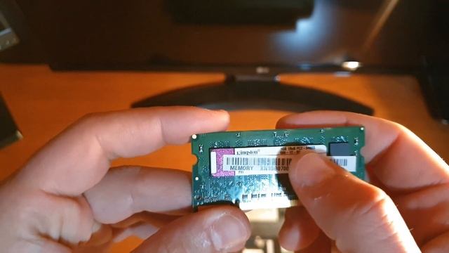 Come Ampliare O Sostituire La Memoria RAM Sul Netbook Acer Aspire One D250-0Bb | GiovaTech