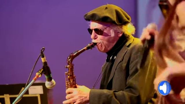 Richie Cole & Nady Mas Que Nada Crazy Jazz смотреть онлайн