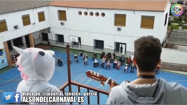 ? Juanfra Fuentes canta pasodoble A LAS MADRES a la residencia de San José de la Montaña смотреть онлайн