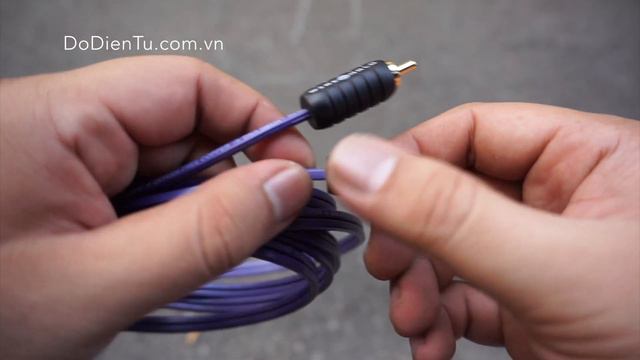 Dây Tín Hiệu 3.5mm Ra 2 RCA WireWorld Pulse