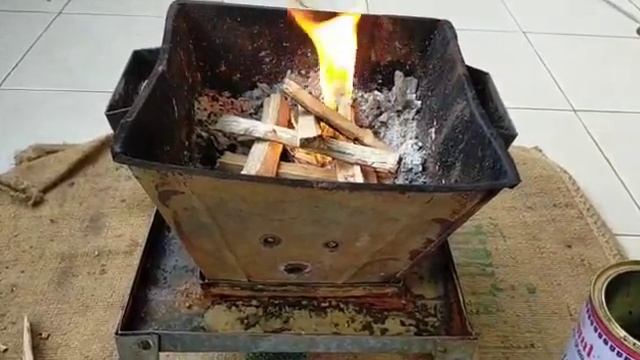 Gayatri Mantra Homa/Agnihotra - Simple procedure. 10 Mts of your time daily can change the world! смотреть онлайн