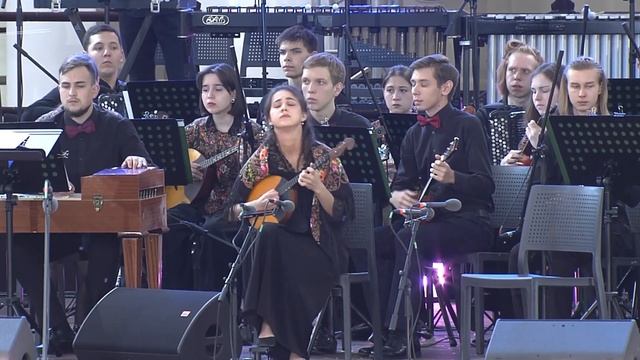 П. Чайковский Русский танец Исп. Рената Юсупова РНО колледжа МГИМ им. Шнитке Дирижёр Николай Алдано смотреть онлайн
