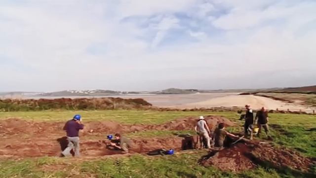 ➤ Time Team's Top 3 WILDEST THEORIES смотреть онлайн