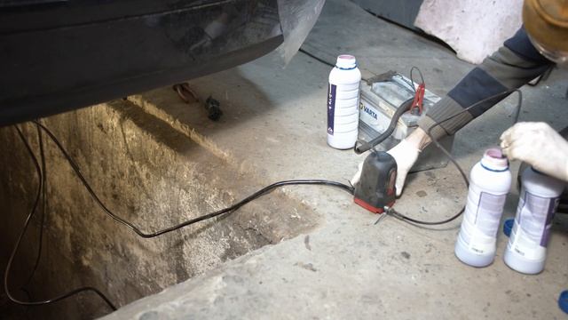 How to change additive / Dpf Fluid/ Eolys. Volvo V50. Volvo S40. Ford C-Max. Ford Focus 2.0d D4204T смотреть онлайн