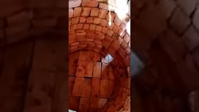G'ishtdan Tandur Тандыр из кирпича