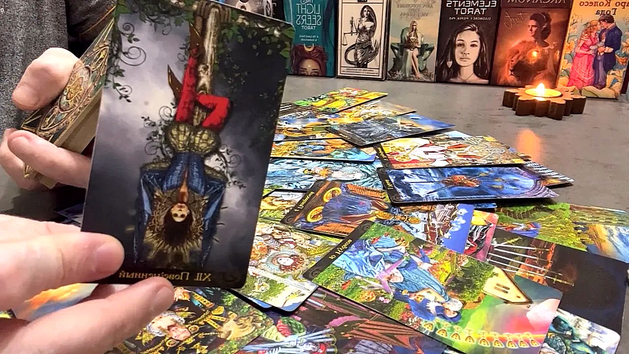 ✅ Готов ли он прервать молчание по отношению к вам- Таро онлайн