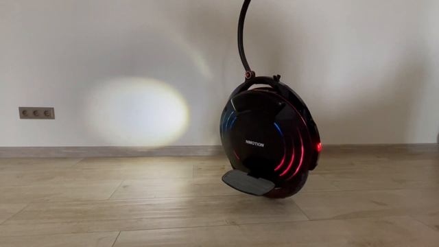 Моноколесо Inmotion V10F смотреть онлайн