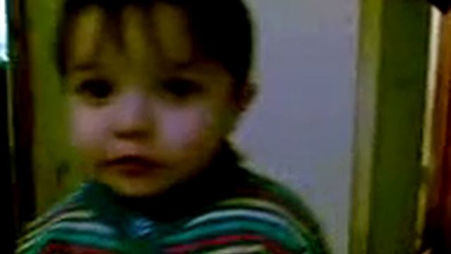 Стишок! Читает Малыш! Полтора года! Poem! Reads baby! Year and a half! смотреть онлайн