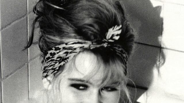 Ludovica di Loreto Minerva | Обзор нового аромата! +ENG SUBS | Anisia Beauty смотреть онлайн