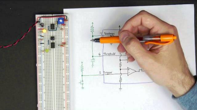 Monostable 555 timer - 8-bit computer clock - part 2 смотреть онлайн
