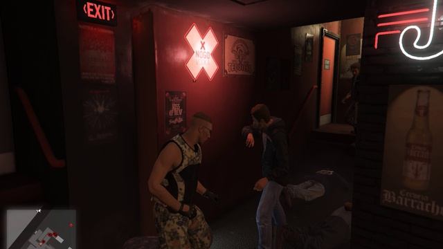 Grand Theft Auto V В Одиночку против бара головорезов смотреть онлайн