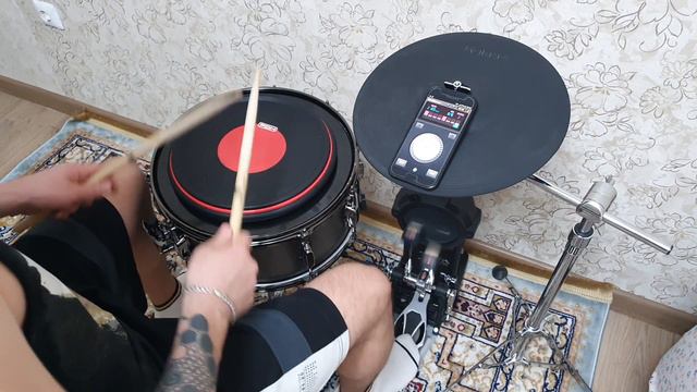 КАК ИГРАТЬ БЫСТРО НА БАРАБАНАХ смотреть онлайн