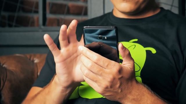 Xiaomi Mi Mix 2 ОТЗЫВ о Самом Крутом Xiaomi смотреть онлайн
